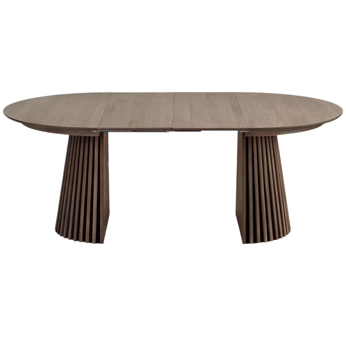 Osaka Rundt Spisebord med uttrekk Ø120–240 - Smoked Oak | House Nordic