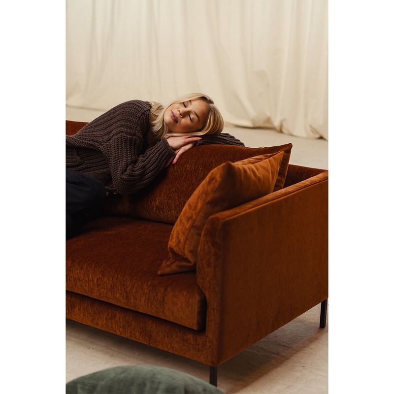 Amaya 3,5 seter sofa 232 cm med Fluff One | Loft tekstil